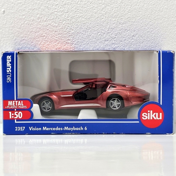 SIKU SUPER 2357 Vision Mercedes-Maybach 6 Car Model - Picture 3 of 12